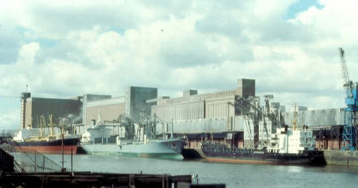 CRESTBANK at Meadowside 