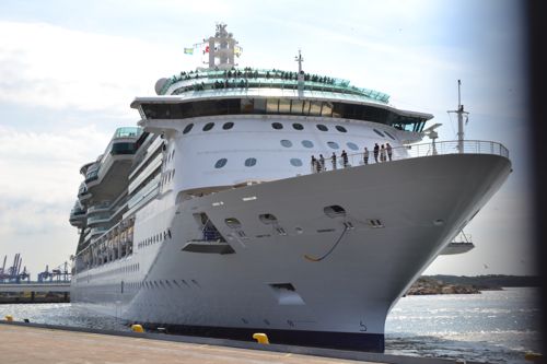  BRILLIANCE OF THE SEAS and  Specifications